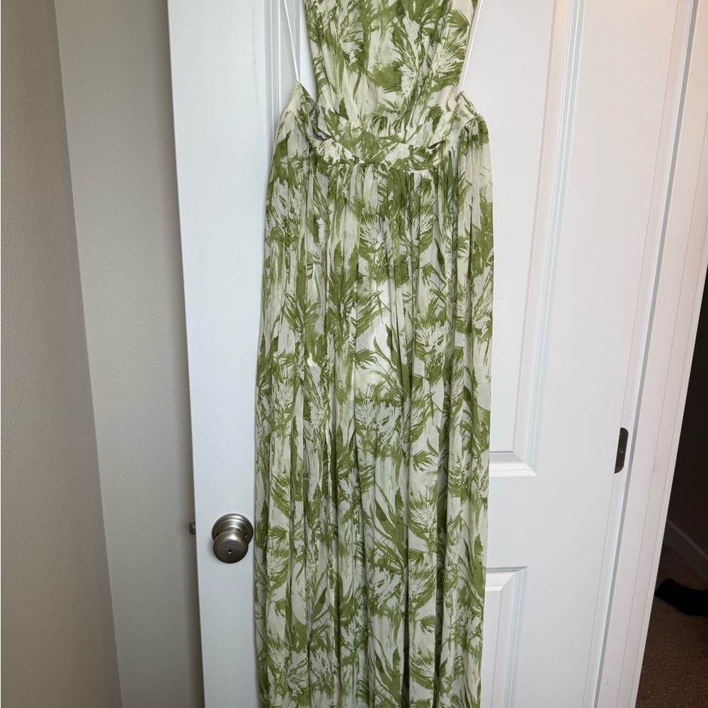 Green Leaf Print Maxi Dress